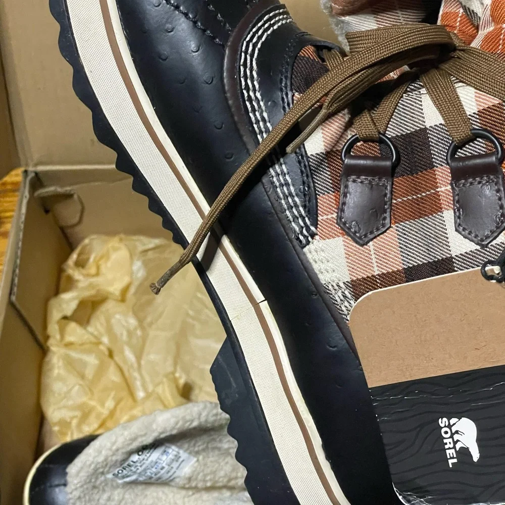 Sorel Black and Orange Plaid Boots - Picture 7 of 10